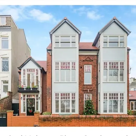 Mulgrave House *