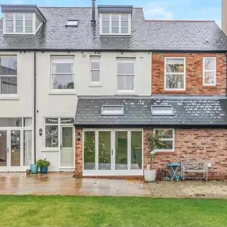 Mulgrave House Holiday home Scarborough
